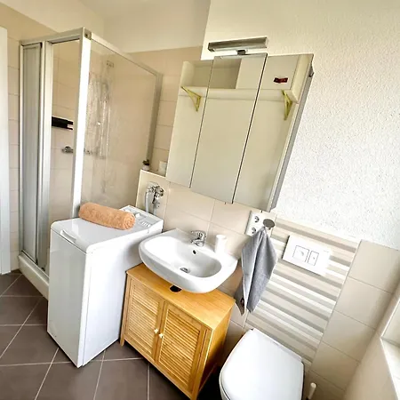 2-raum-wohnung Mit Balkon *
